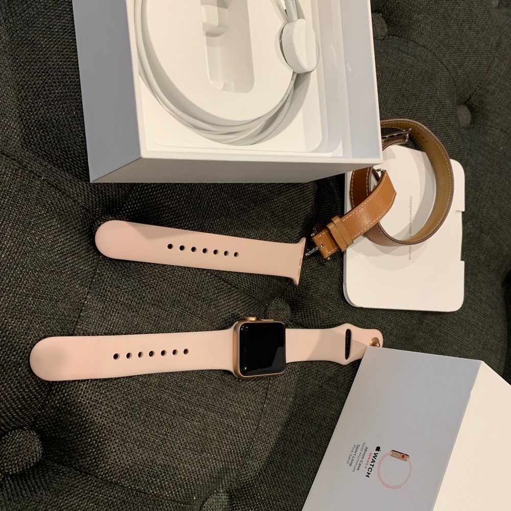 SOLD!! Apple Watch series 3 38mm GPS with Cellular